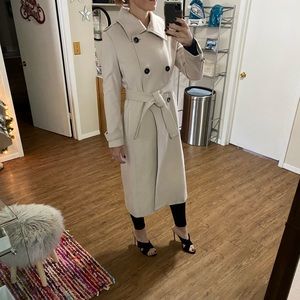 Antonio Melani cream (bone) trench coat